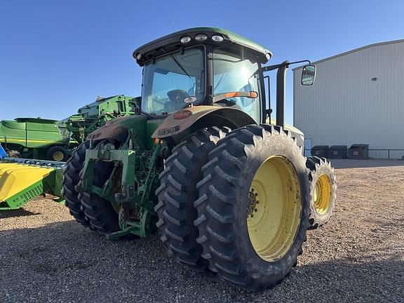 Image of John Deere 7215R equipment image 4