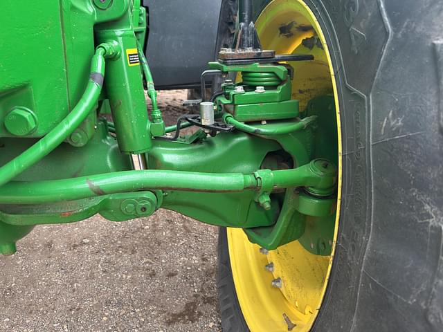 Image of John Deere 7215R equipment image 4