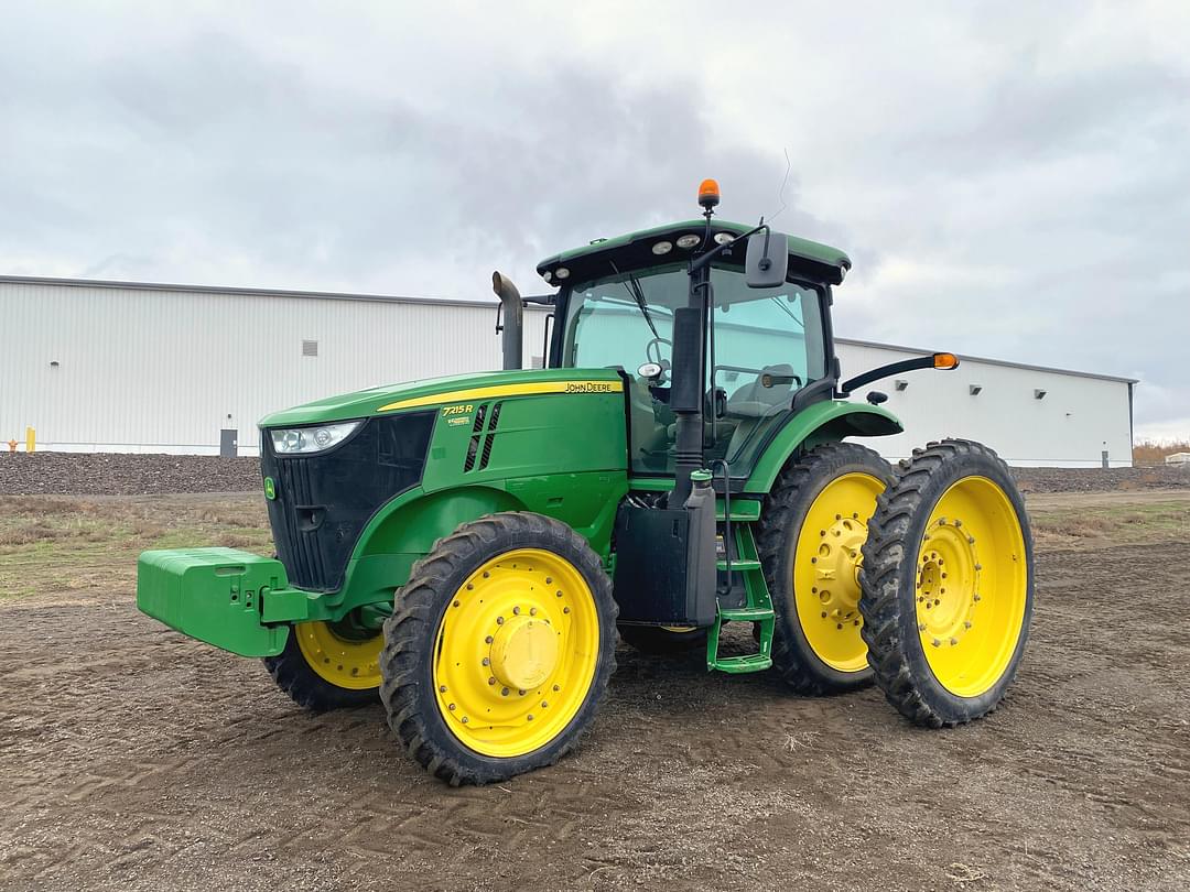 Image of John Deere 7215R Primary image