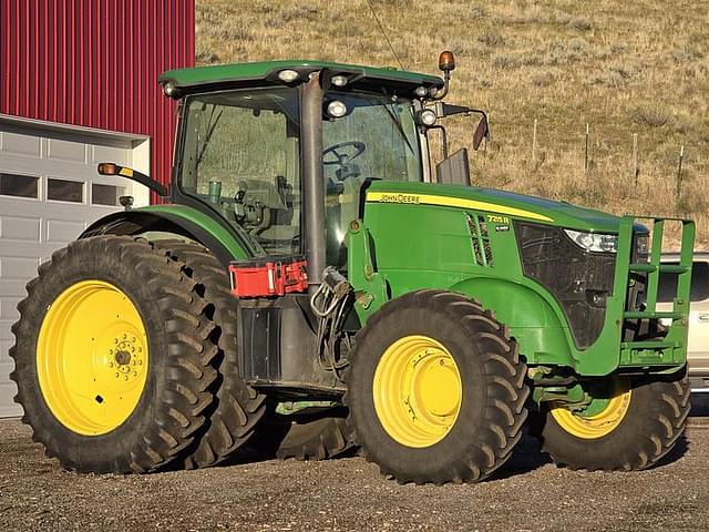 Image of John Deere 7215R equipment image 2