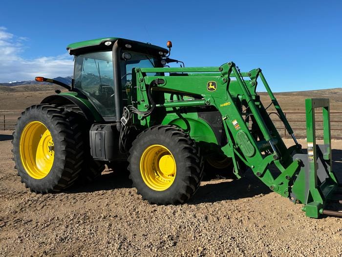 Main image John Deere 7215R