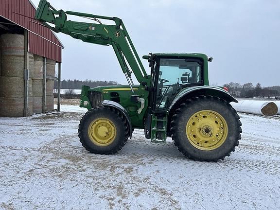 Image of John Deere 7230 Premium equipment image 3