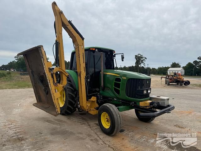 Image of John Deere 7230 equipment image 2