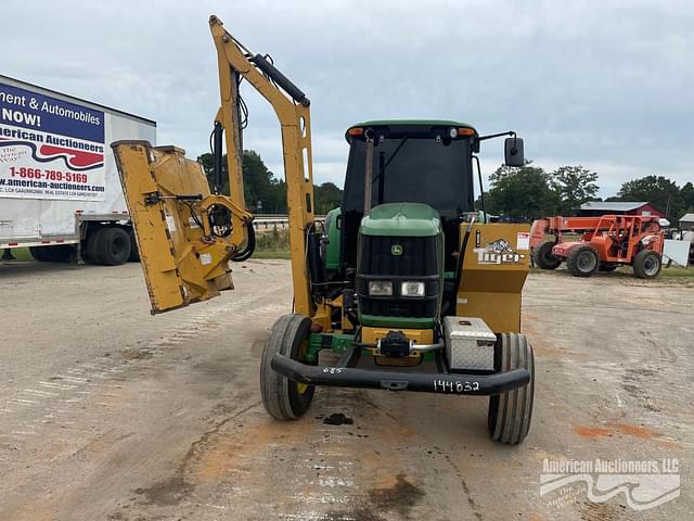 Image of John Deere 7230 equipment image 1