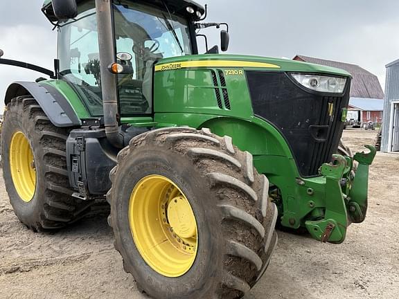 Image of John Deere 7230R equipment image 1