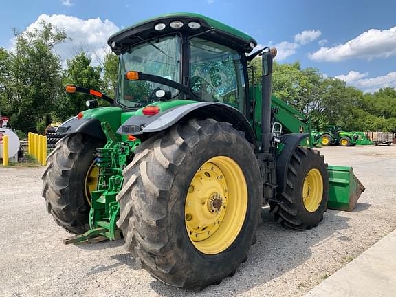 Image of John Deere 7230R equipment image 3