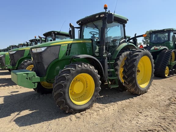 Image of John Deere 7230R Primary image