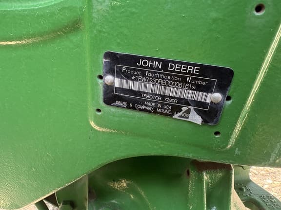 Image of John Deere 7230R equipment image 4