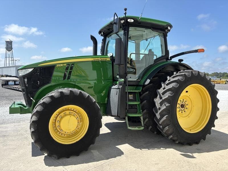 Image of John Deere 7230R Primary image
