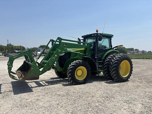Image of John Deere 7230R Primary image