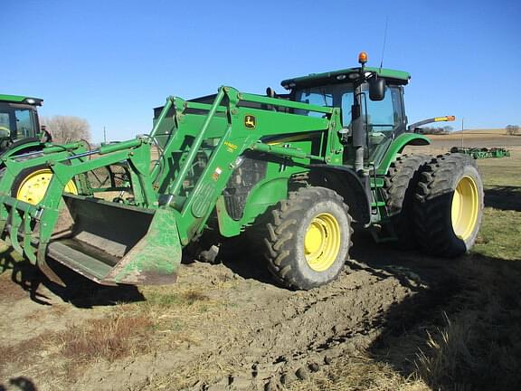 Image of John Deere 7230R Primary image