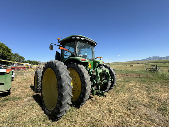 Image of John Deere 7230R equipment image 3