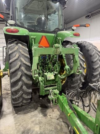 Image of John Deere 7230R equipment image 2