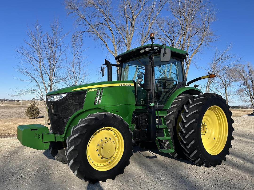 Image of John Deere 7260R Primary image