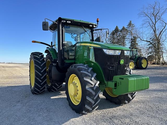 Image of John Deere 7260R equipment image 3