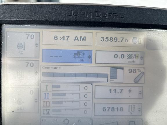 Image of John Deere 7260R equipment image 2