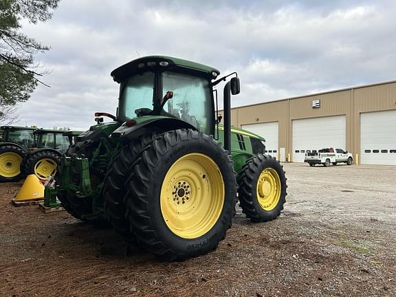 Image of John Deere 7260R equipment image 2