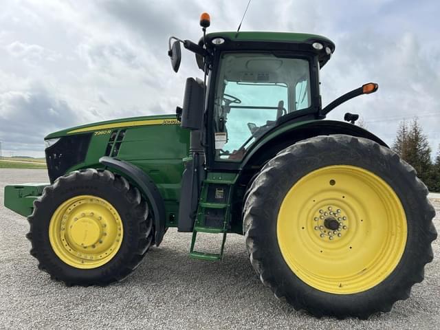 Image of John Deere 7260R equipment image 2