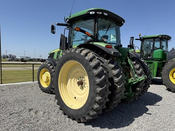 Image of John Deere 7280R equipment image 2