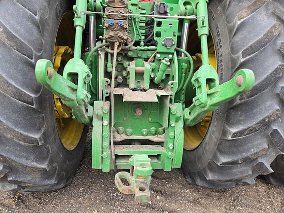 Image of John Deere 7280R equipment image 4