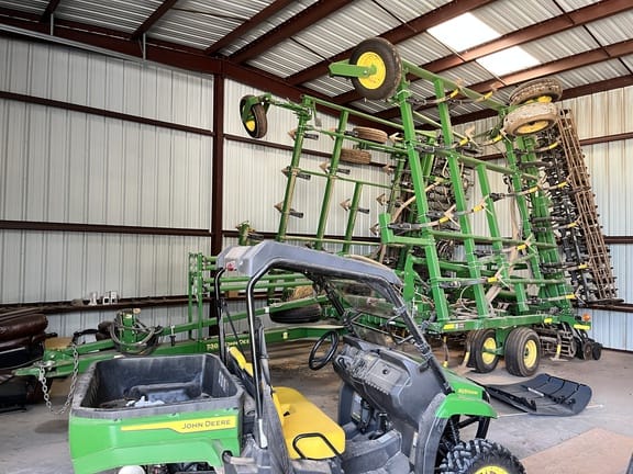 2012 John Deere 730 Equipment Image0