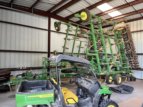Image of John Deere 730 Primary image