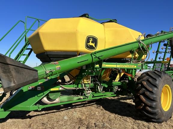 Image of John Deere 730 equipment image 1