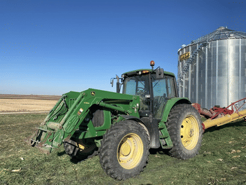 Main image John Deere 7330