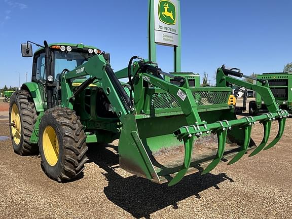 Image of John Deere 7330 equipment image 2