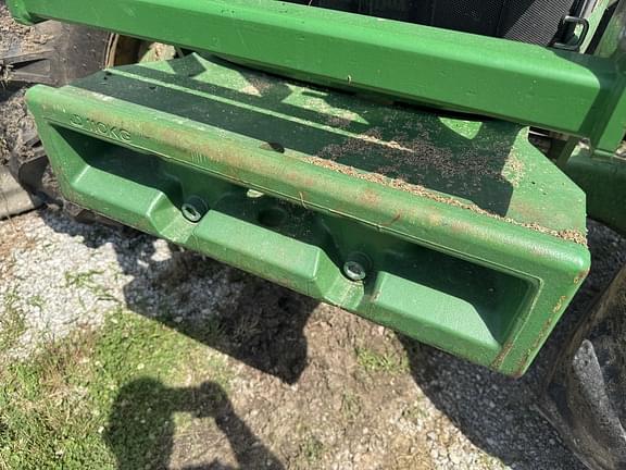 Image of John Deere 7330 equipment image 1