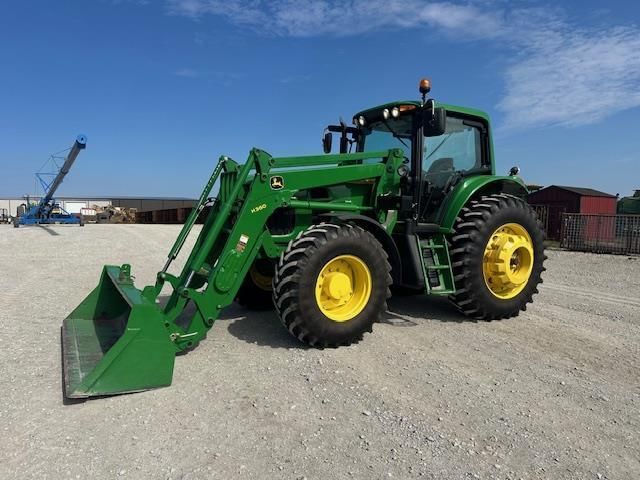 2012 John Deere 7330 Equipment Image0