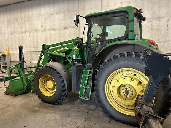 Image of John Deere 7430 Premium equipment image 1