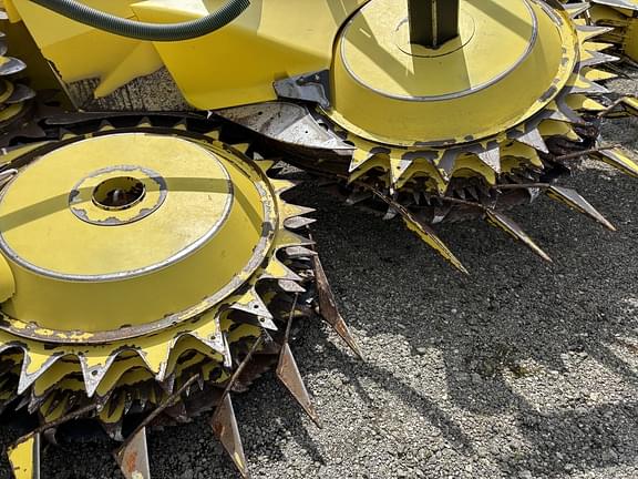 Image of John Deere 770 equipment image 2
