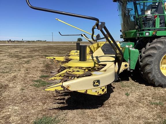 Image of John Deere 770 equipment image 3