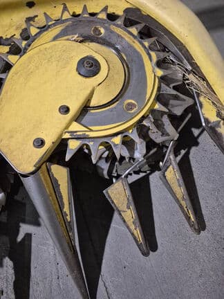 Image of John Deere 770 equipment image 3