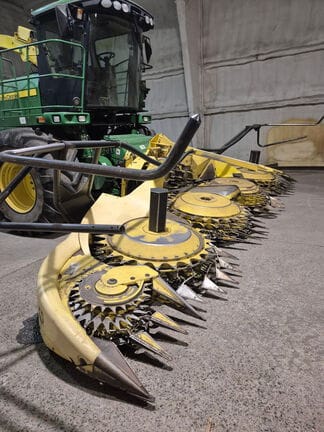2012 John Deere 770 Equipment Image0