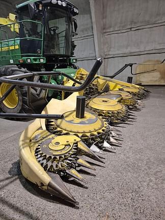 Image of John Deere 770 Primary image