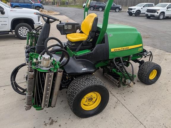 Image of John Deere 7700 Primary image