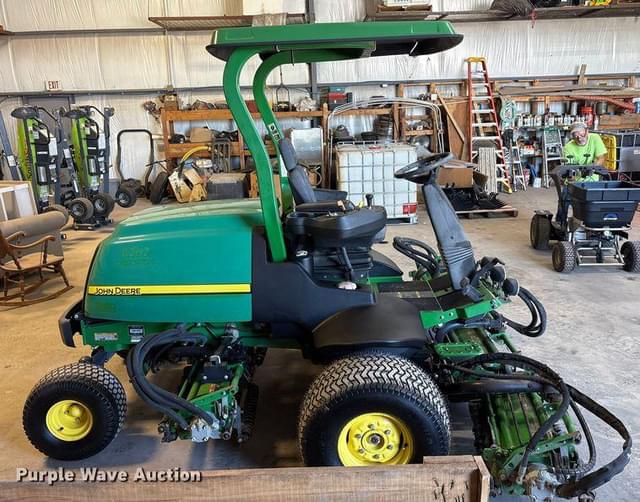 Image of John Deere 7700 equipment image 3