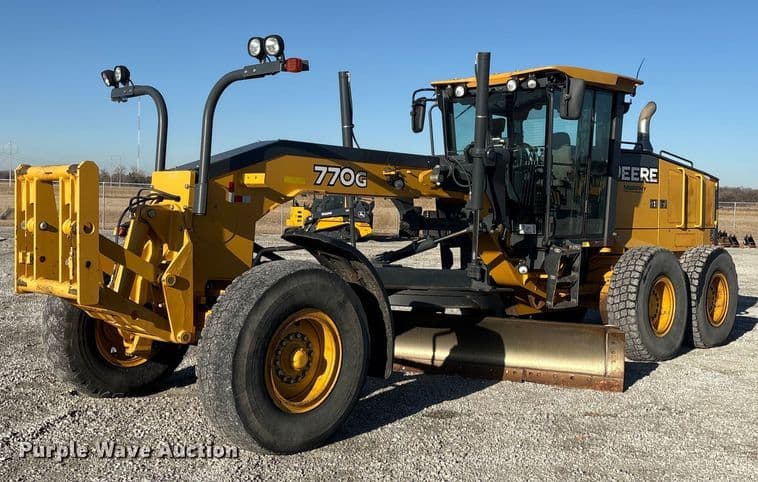 Image of John Deere 770G Primary image