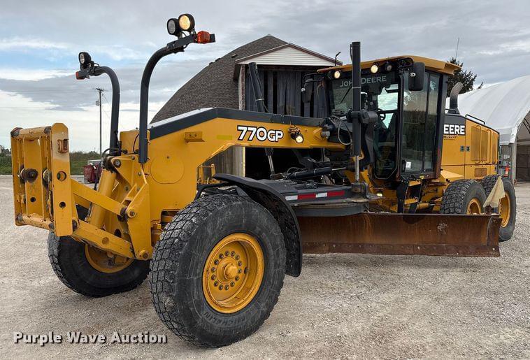 Image of John Deere 770GP Primary image