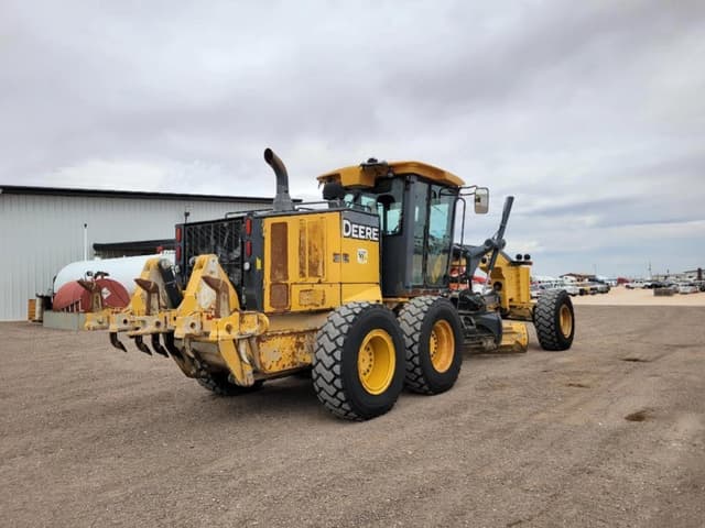 Image of John Deere 772G equipment image 4