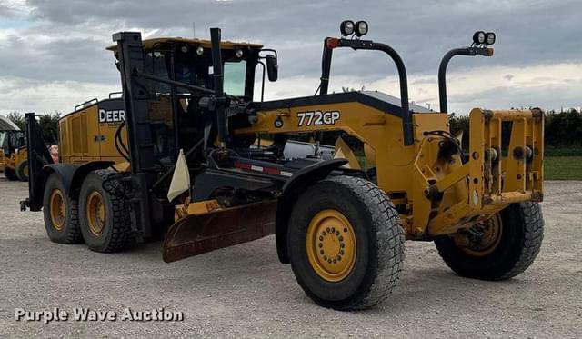 Image of John Deere 772GP equipment image 2