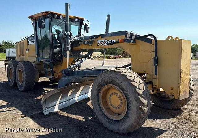 Image of John Deere 772GP equipment image 2