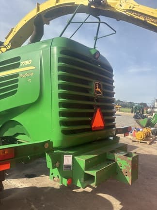 Image of John Deere 7750 equipment image 2