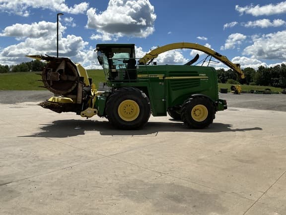 Image of John Deere 7750 equipment image 1