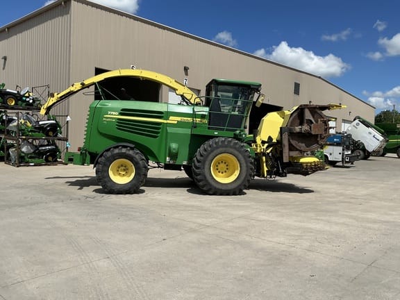 2012 John Deere 7750 Equipment Image0