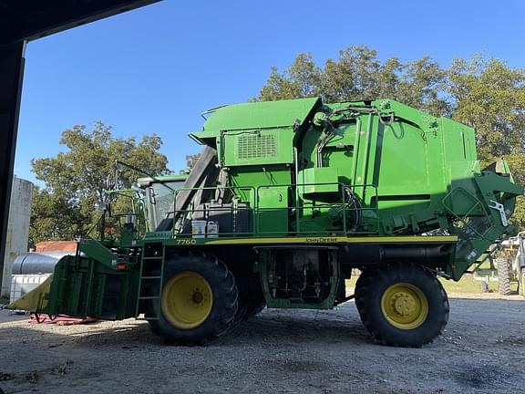 Image of John Deere 7760 equipment image 1