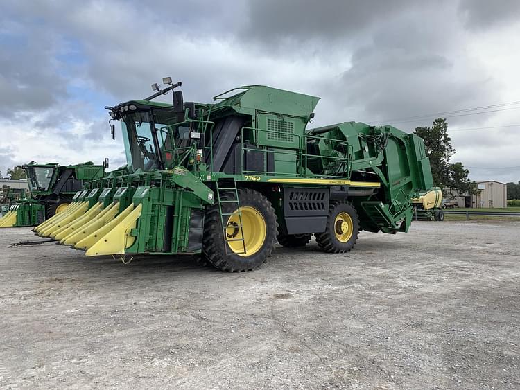 2012 John Deere 7760 Equipment Image0