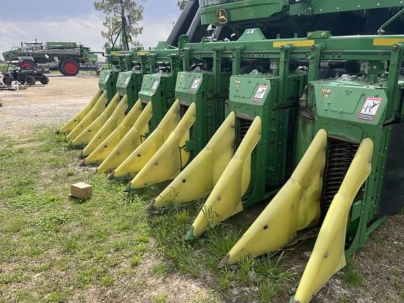 Image of John Deere 7760 equipment image 4